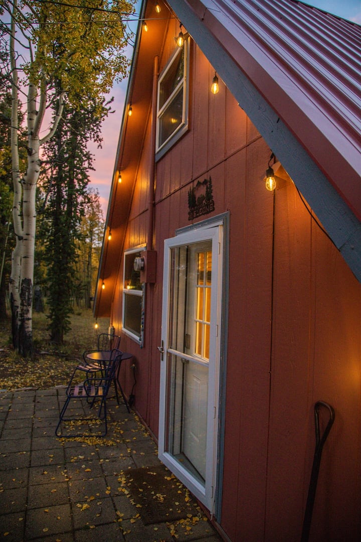 Lucky Llama AFrame Views Fireplace Cabins for Rent in Cripple