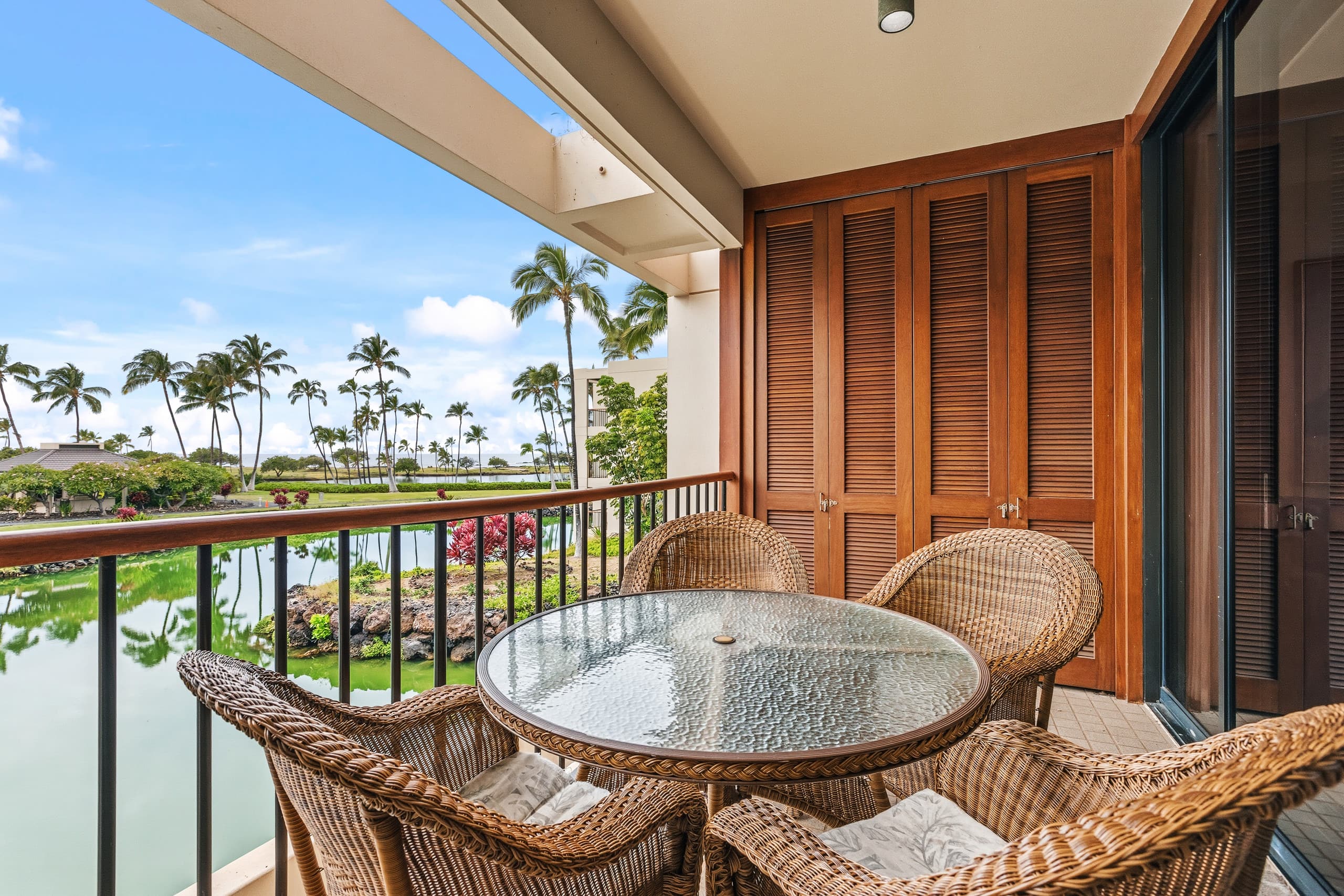 Condo in Waimea · ★4.67 · 2 bedrooms · 3 beds · 2.5 baths - Image 34