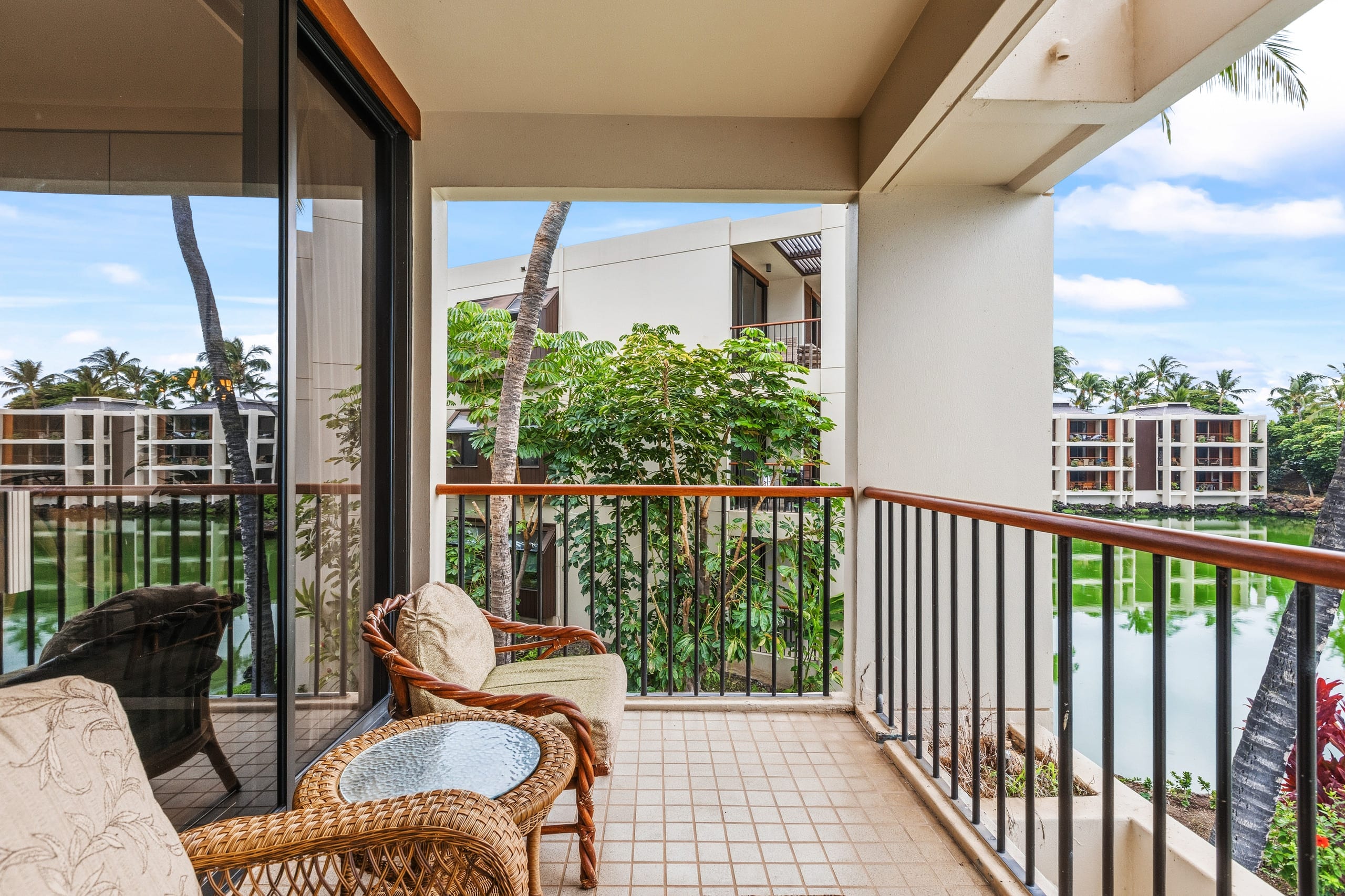Condo in Waimea · ★4.67 · 2 bedrooms · 3 beds · 2.5 baths - Image 35