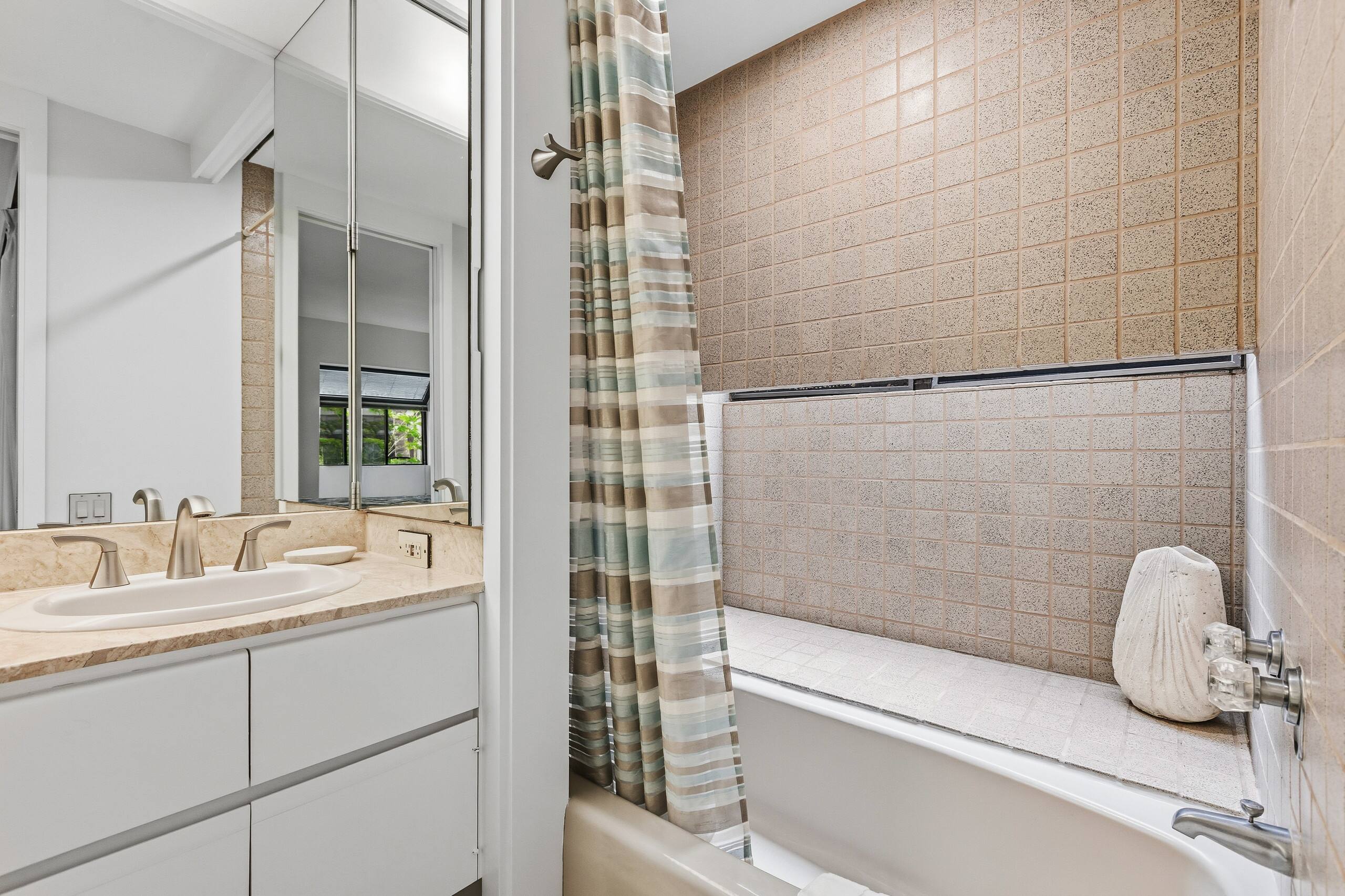 Condo in Waimea · ★4.67 · 2 bedrooms · 3 beds · 2.5 baths - Image 26