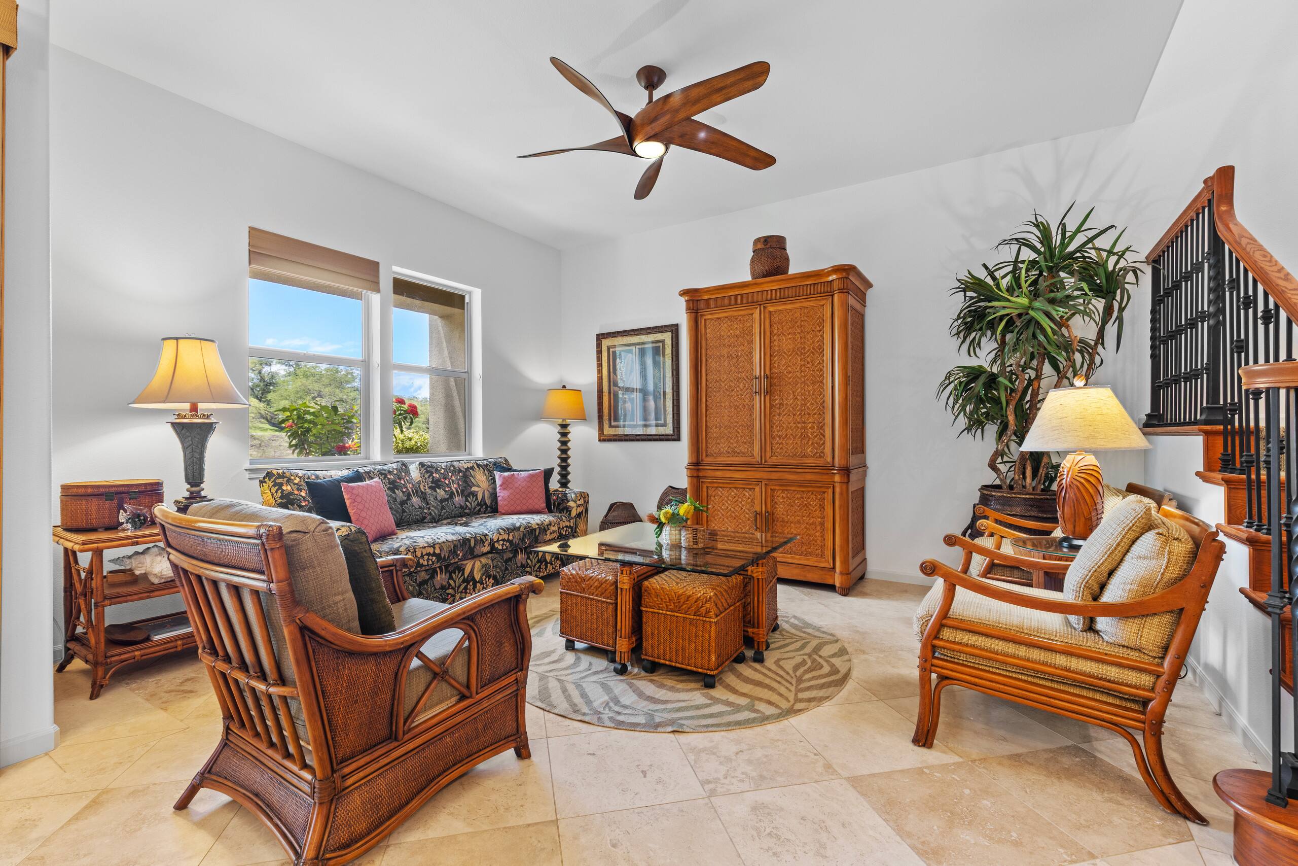Condo in Waimea · ★5.0 · 2 bedrooms · 4 beds · 2.5 baths - Image 2