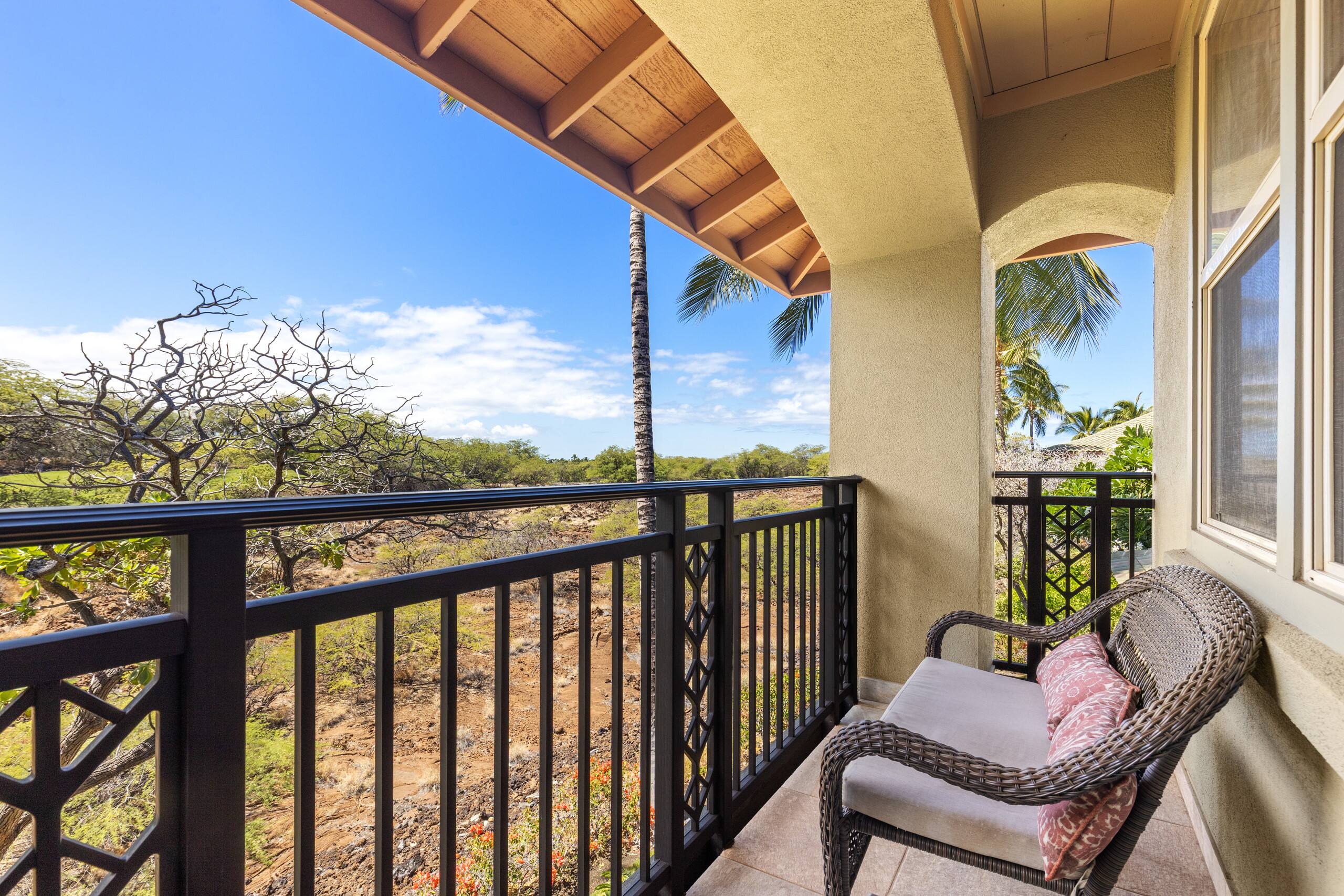 Condo in Waimea · ★5.0 · 2 bedrooms · 4 beds · 2.5 baths - Image 17