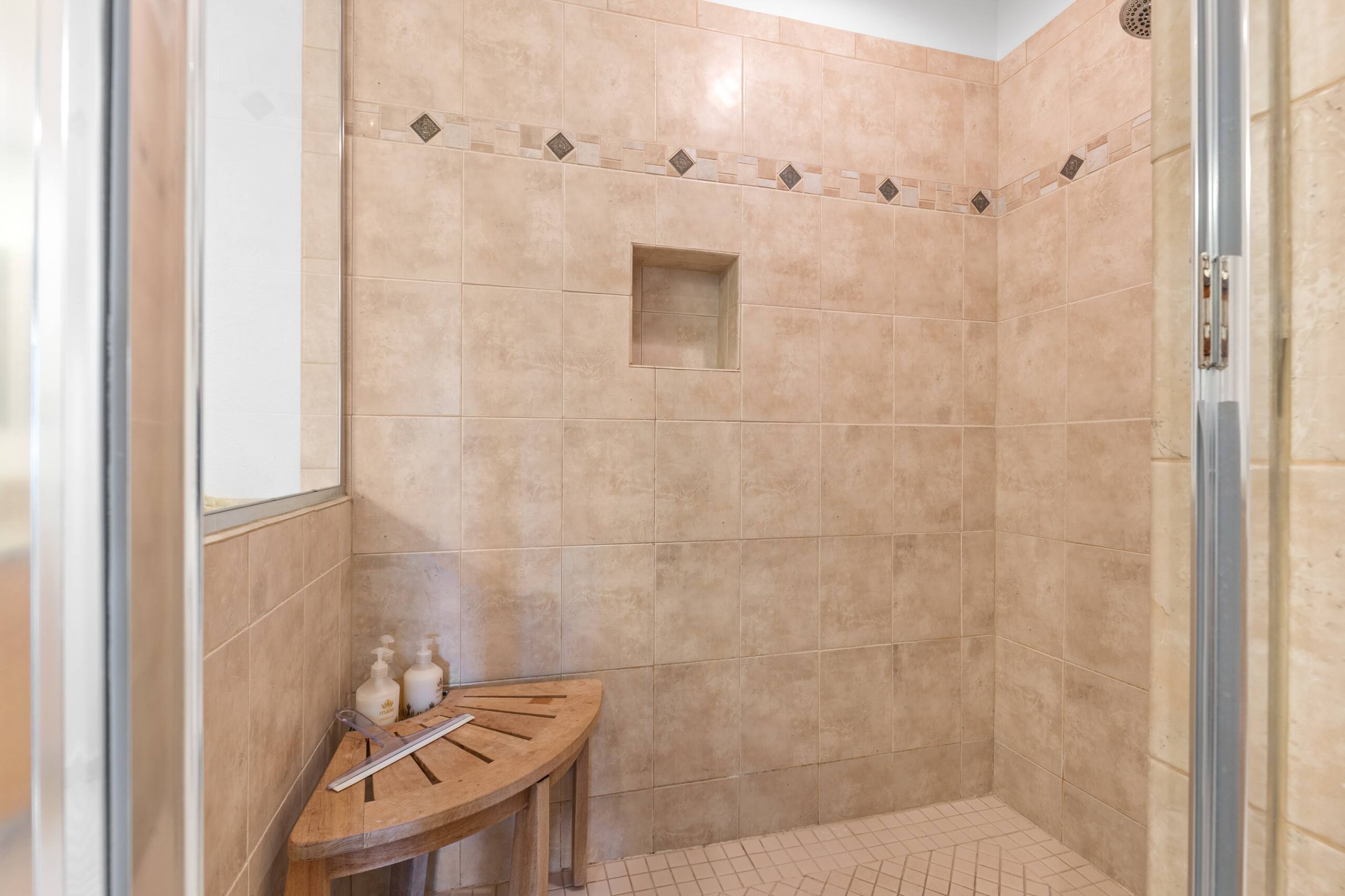 Condo in Waimea · ★5.0 · 2 bedrooms · 4 beds · 2.5 baths - Image 23