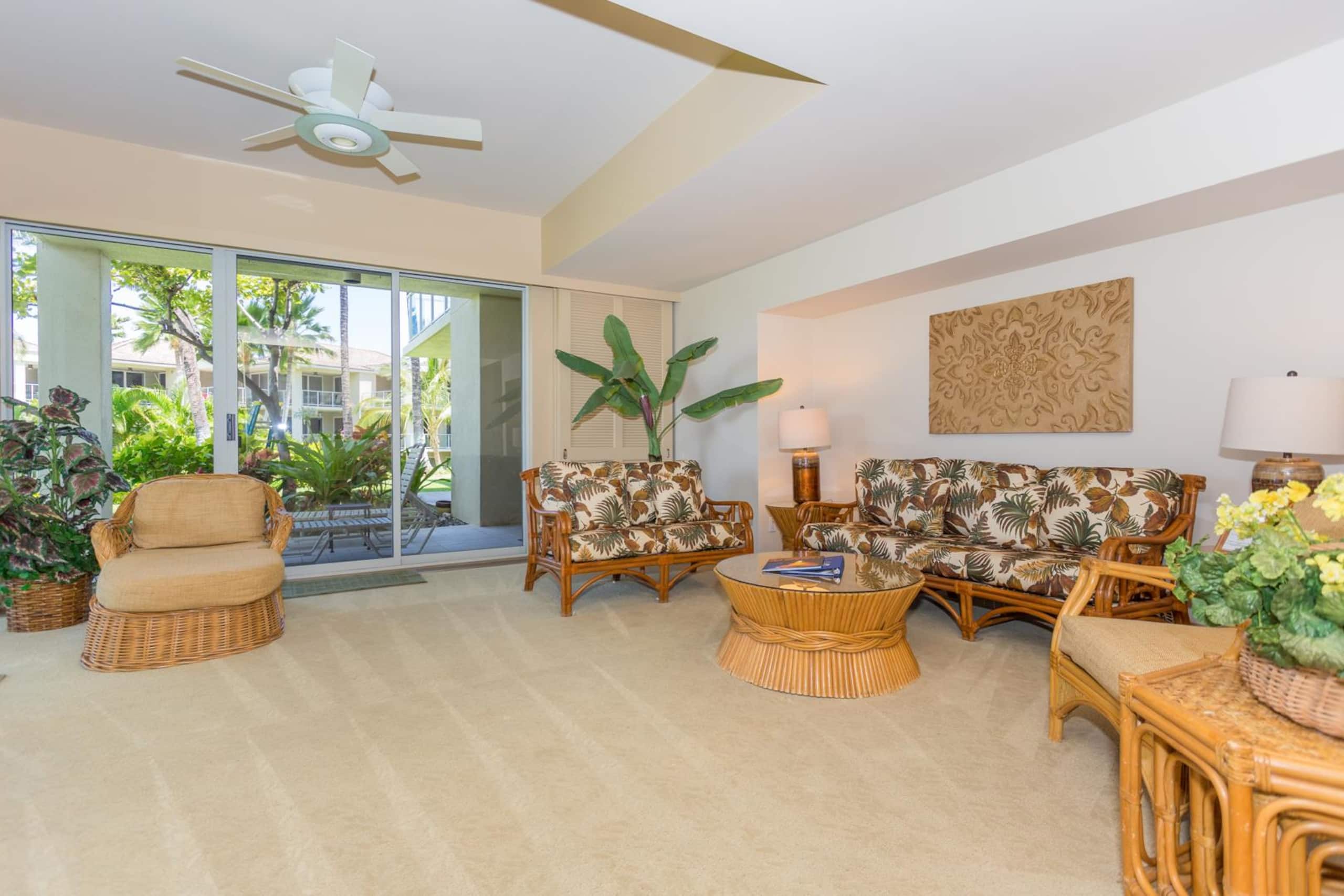 Ground Floor Condo by Hilton Resort, Near Beach - Photo 2