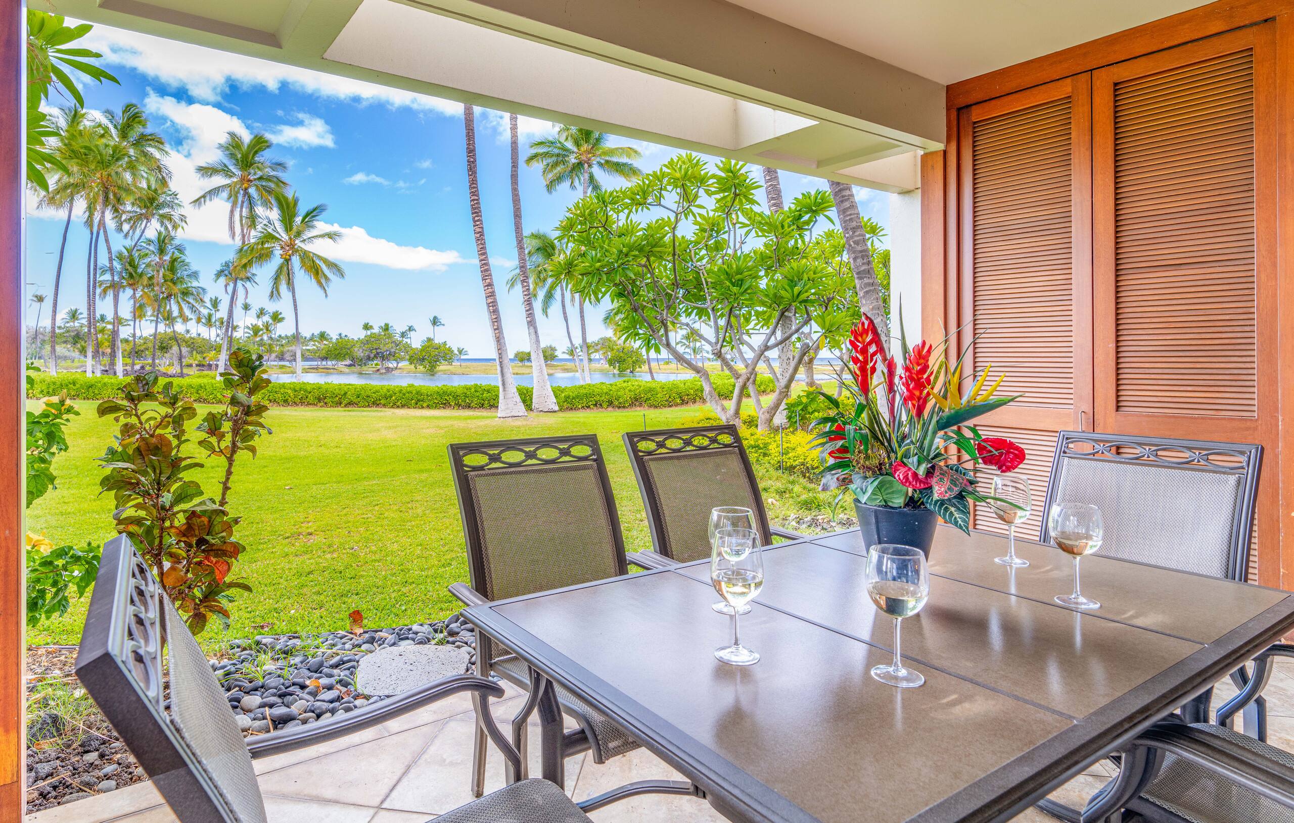 Condo in Waimea · ★4.33 · 2 bedrooms · 4 beds · 2.5 baths - Image 6