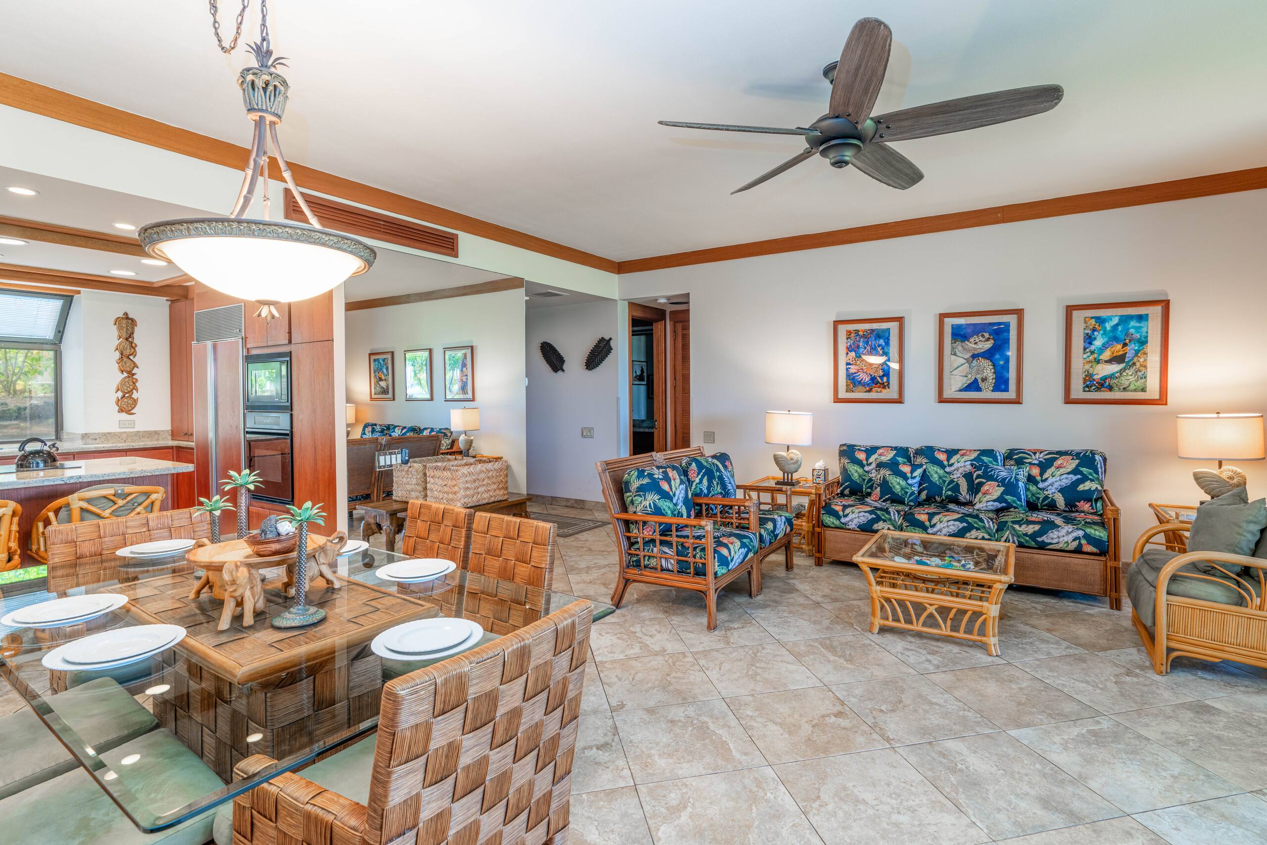 Condo in Waimea · ★4.33 · 2 bedrooms · 4 beds · 2.5 baths - Image 3
