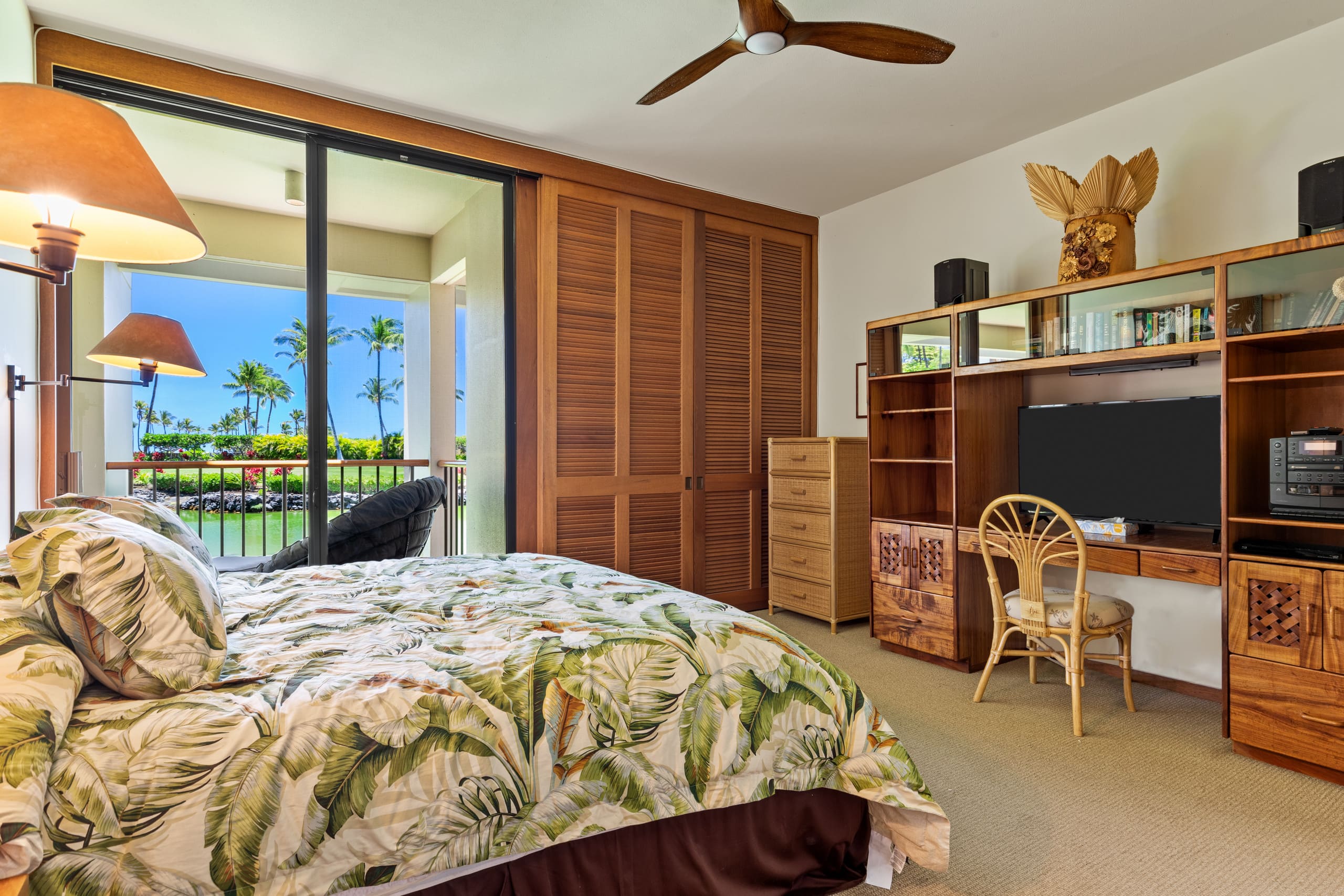 Condo in Waimea · ★5.0 · 2 bedrooms · 3 beds · 2.5 baths - Image 15