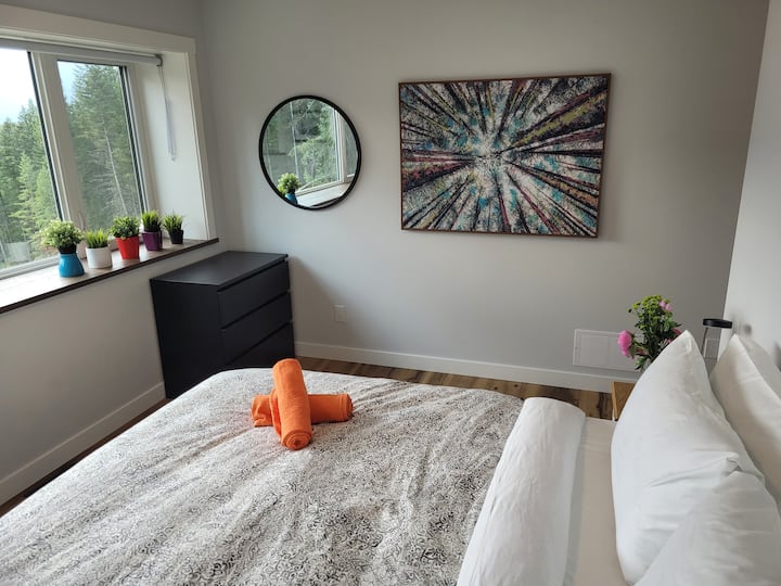 חדר השינה הראשי של Monashee, מיטת קינג