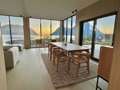 Luxury cottage in central Lofoten