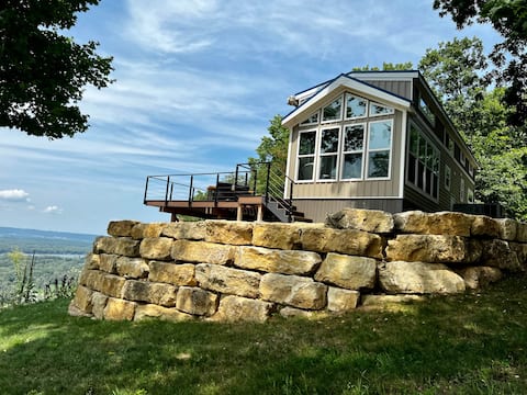 Paradise Point sleeps 2 Hot Tub