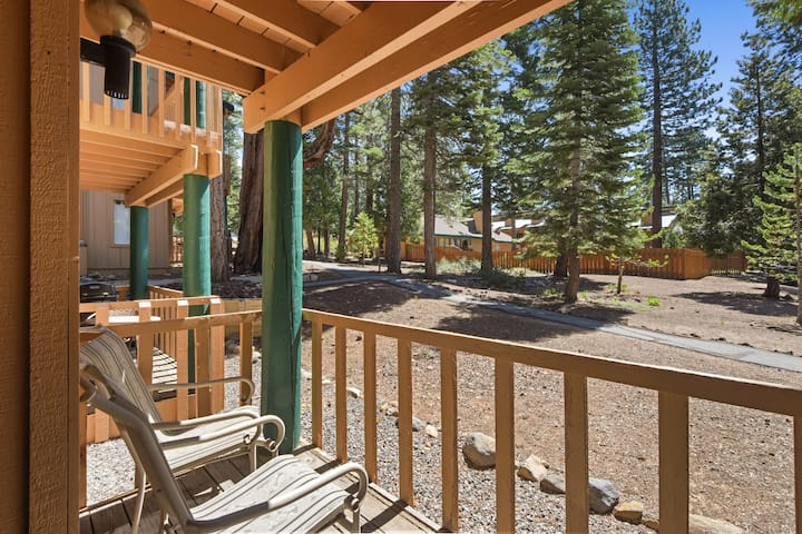 Kings Run Retreat | Patio - Tahoe Vista, CA