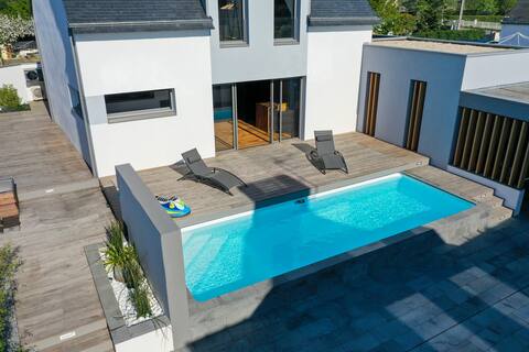 Villa Nymphéa – House with heated pool