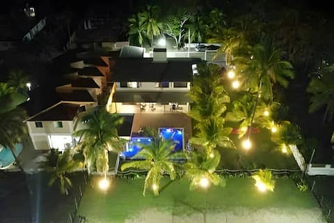 Seaside house - Carneiros (30-minute drive)