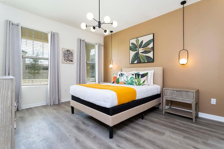 Dormitorio #2 con cama tamaño queen