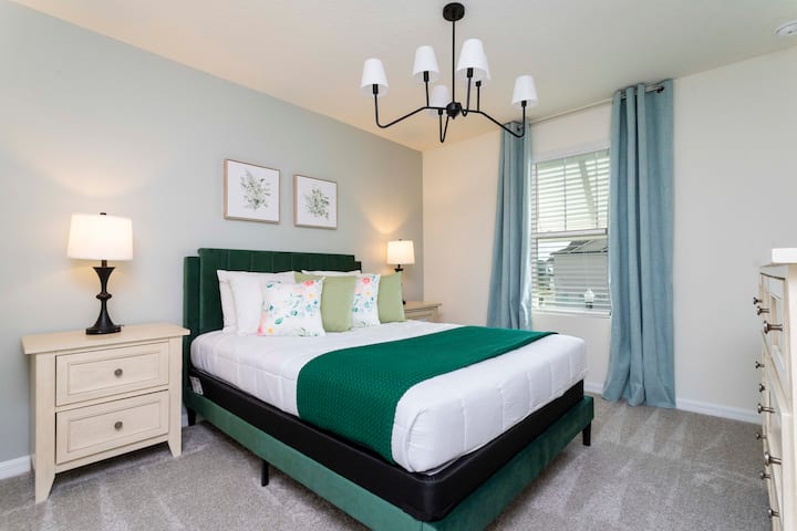 Dormitorio #3: cama tamaño queen con baño adjunto