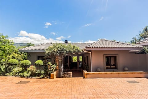 Drakensberg Escape | Aleah in Cathkin Estates