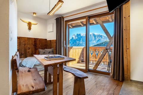 Successful Airbnb property: Aschnerhof Wooden Heart in Ritten