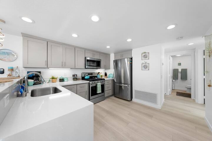 Ocean Front 3BR with Best Private Patio! gallery image 3