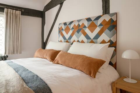 3 bedroom modern luxury cottage