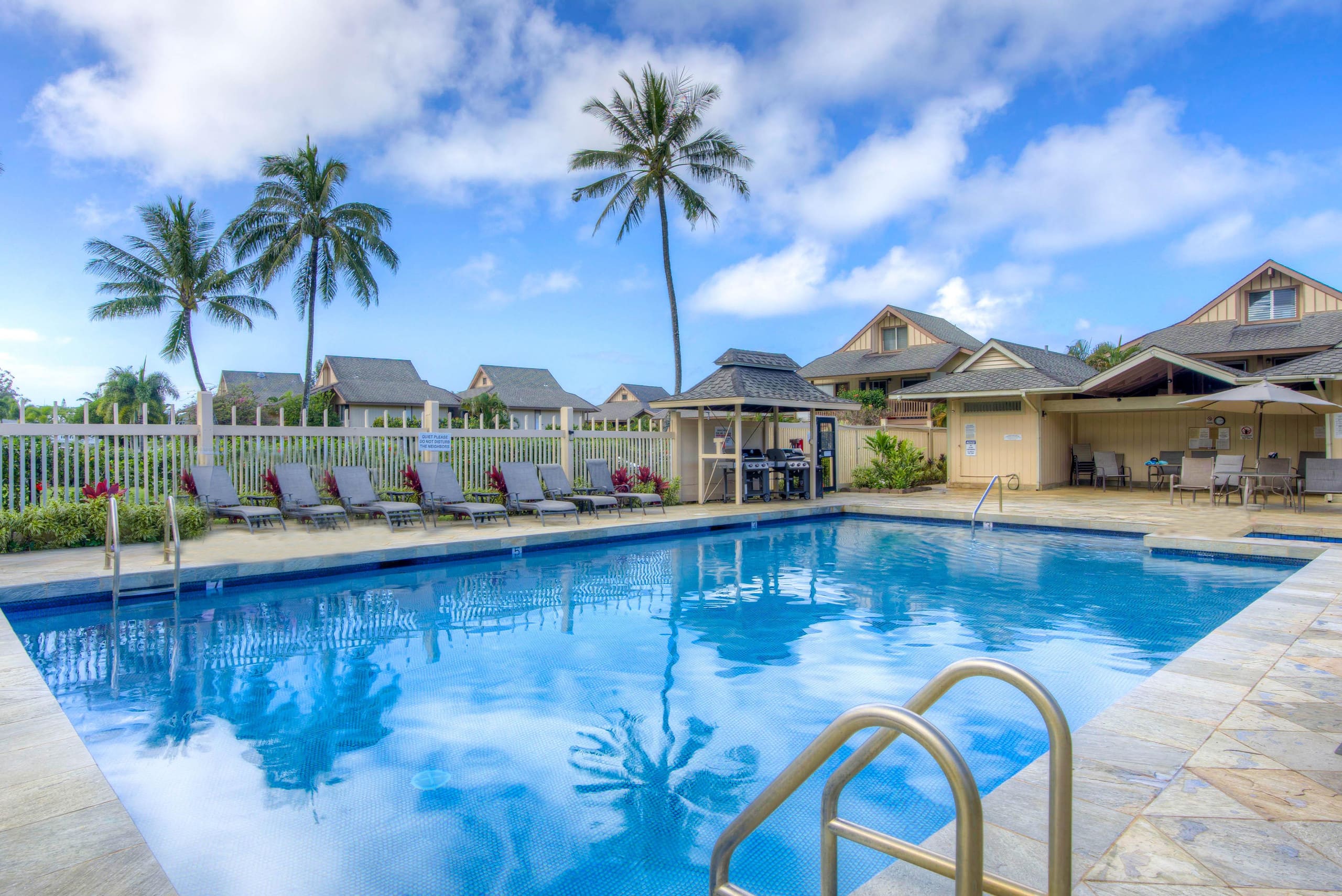 Home in Princeville · ★4.69 · 1 bedroom · 1 bed · 1 shared bath - Image 10