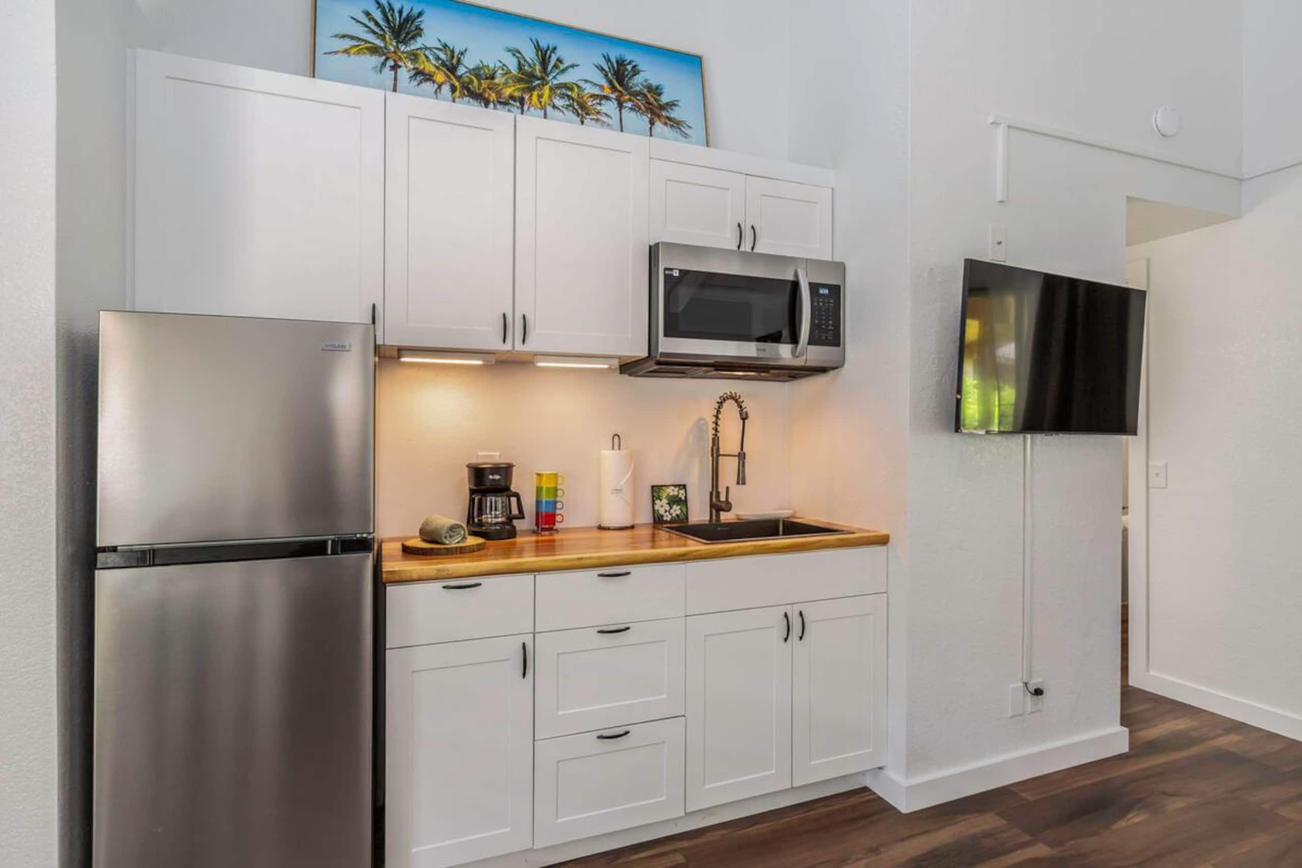 Home in Princeville · ★4.69 · 1 bedroom · 1 bed · 1 shared bath - Image 5