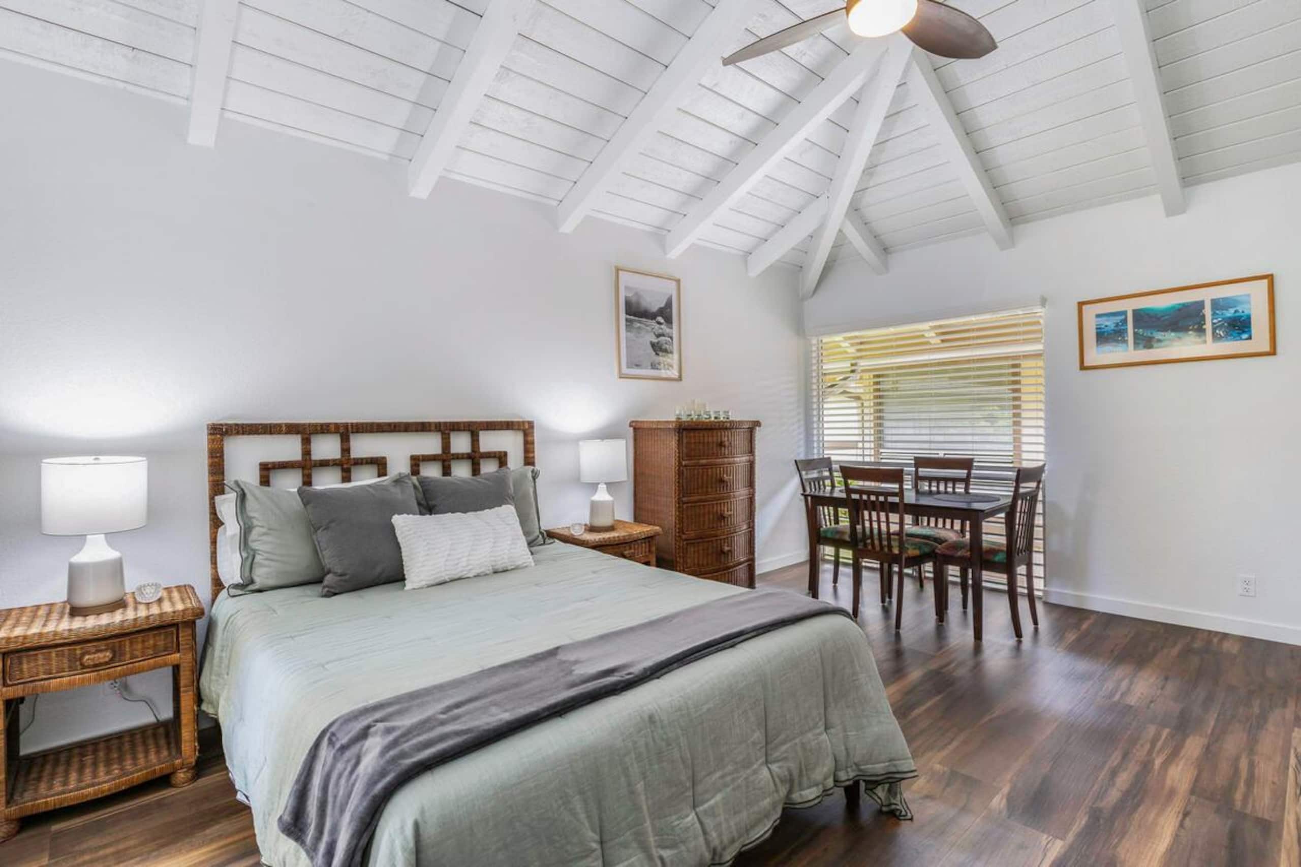 Home in Princeville · ★4.69 · 1 bedroom · 1 bed · 1 shared bath - Image 2