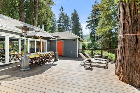 The Sandy Star - River, Hot Tub, Dog Friendly!