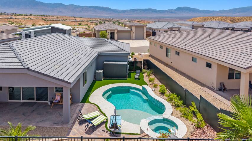 Casa Mesquite BL 991724 by J and Amy