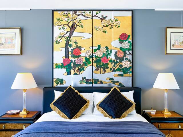 Lux Docklands District 3-level TH *FreeParking gallery image 3