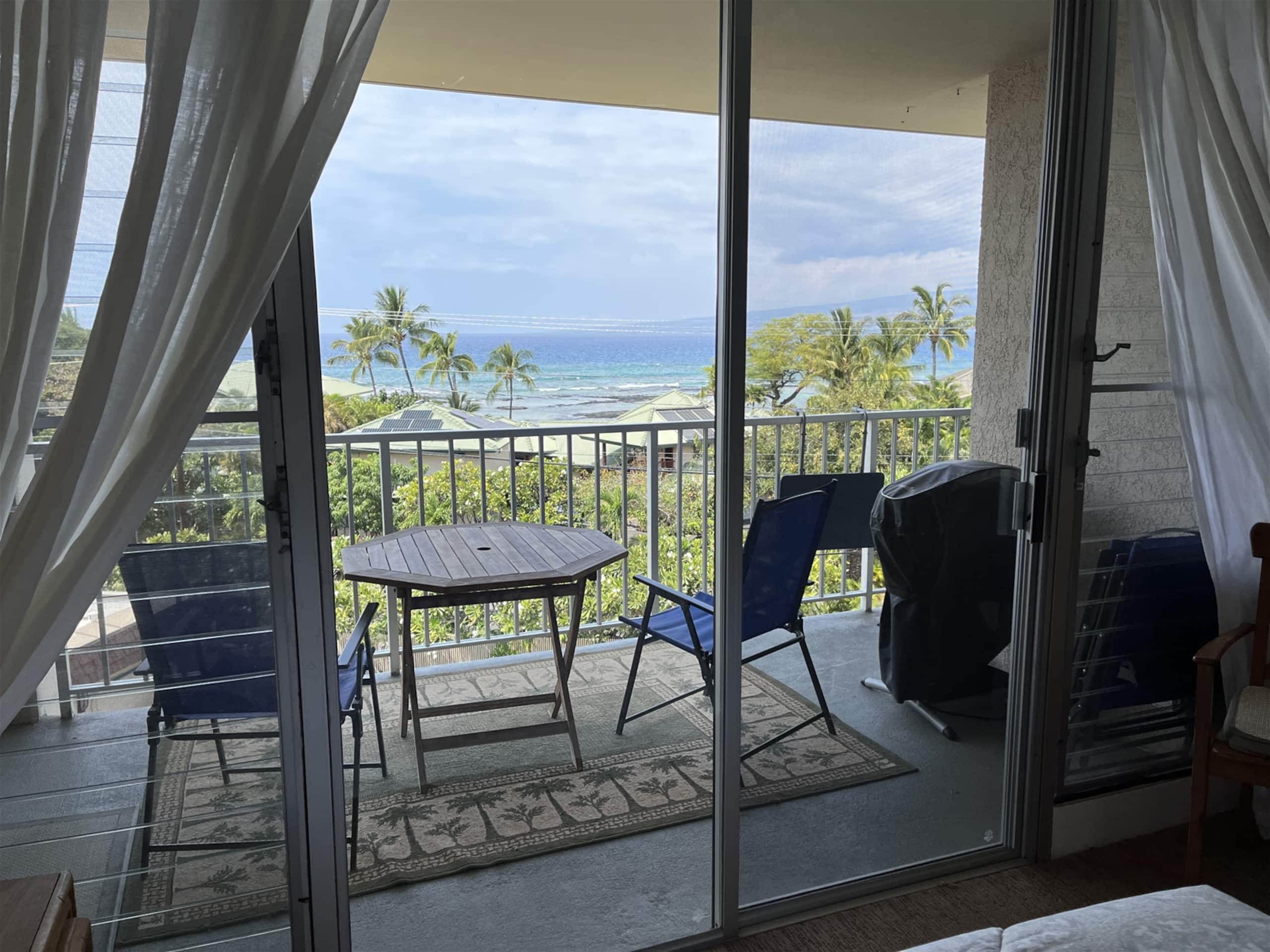 Condo in Waimea · ★4.74 · 4 bedrooms · 5 beds · 3 private baths - Image 14