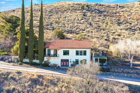 Little Daisy Historic Villa Sleeps 8 Sedona Views