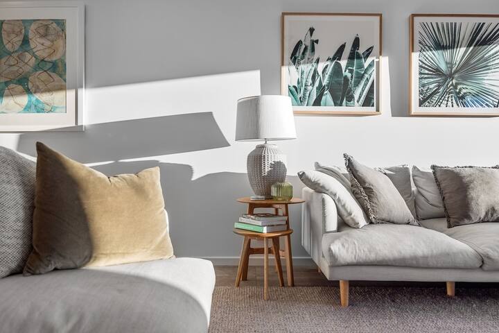 *Sea Breeze* New Pool, Shops 280m,Beach 800m-12pax gallery image 3