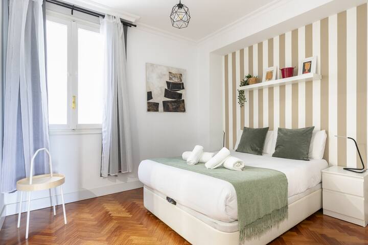 Apartamento con vistas al Parque del Retiro gallery image 2