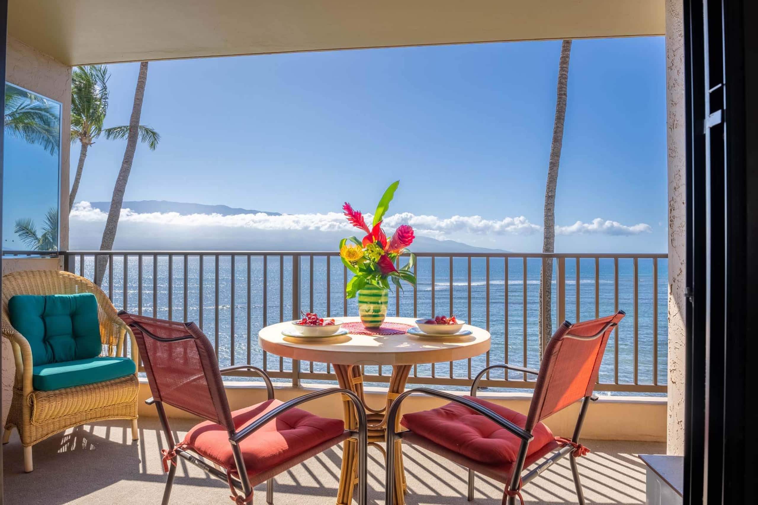 Condo in Wailuku · ★4.78 · 2 bedrooms · 2 beds · 2 shared baths - Image 1