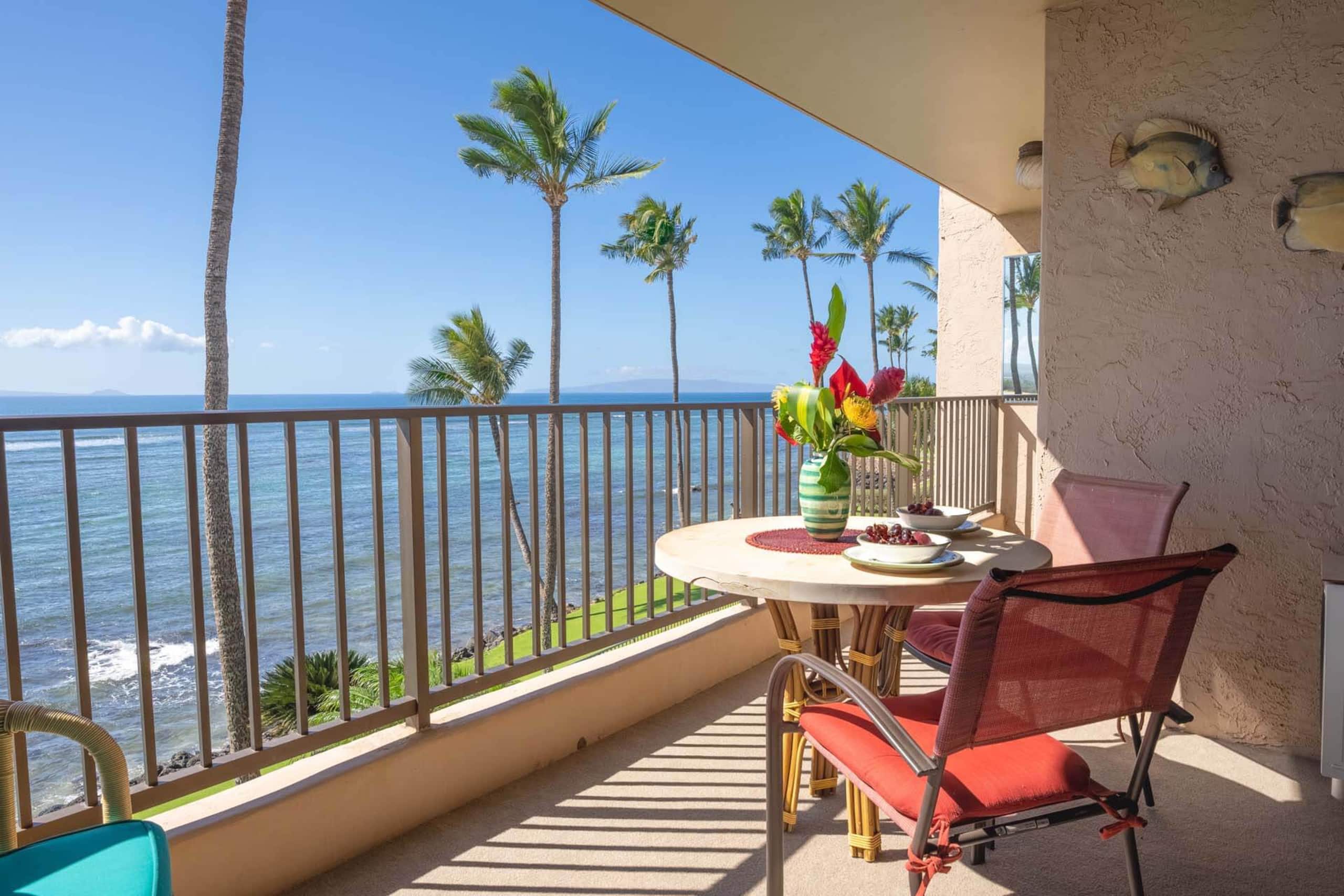Condo in Wailuku · ★4.78 · 2 bedrooms · 2 beds · 2 shared baths - Image 3