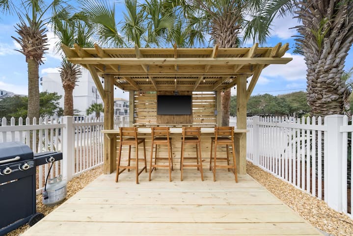 Modern Beach Vacation Rentals managed Airbnb listing 2