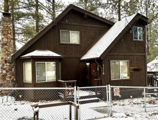 Mama Bear and Cub Rentals managed Airbnb listing 2