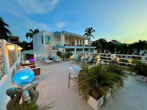 Entire Villa - 7BR | Pool + Sun Deck | Ocean Park
