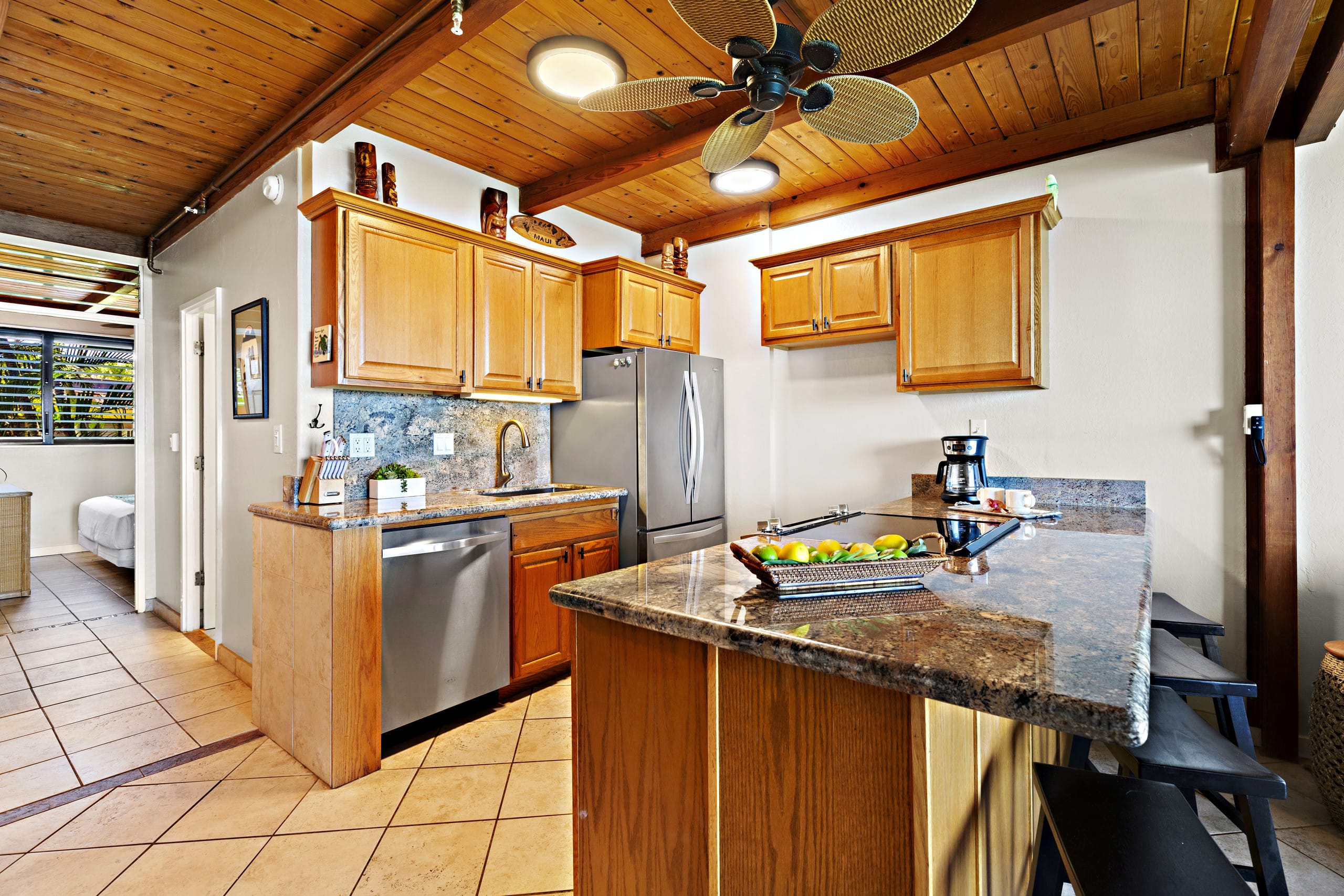 Condo in Lahaina · ★4.93 · 2 bedrooms · 2 beds · 2 private baths - Image 10