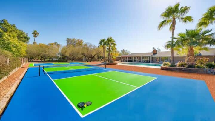 Pickleball | Basketball | Game Room | Golf Course