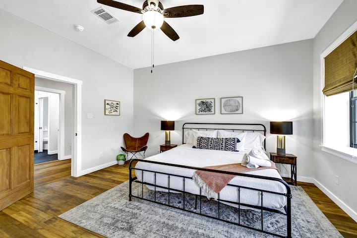 Willie 's House卧室1