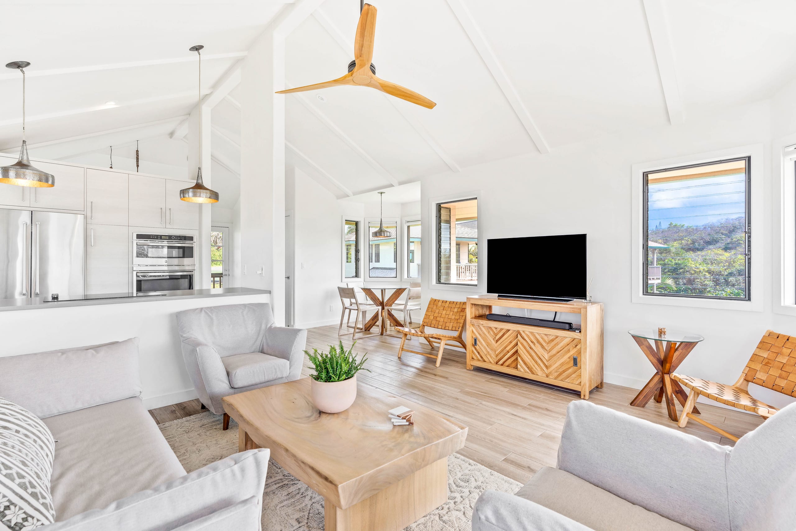 Villa in Princeville · ★4.96 · 2 bedrooms · 2 beds · 2.5 baths - Image 3