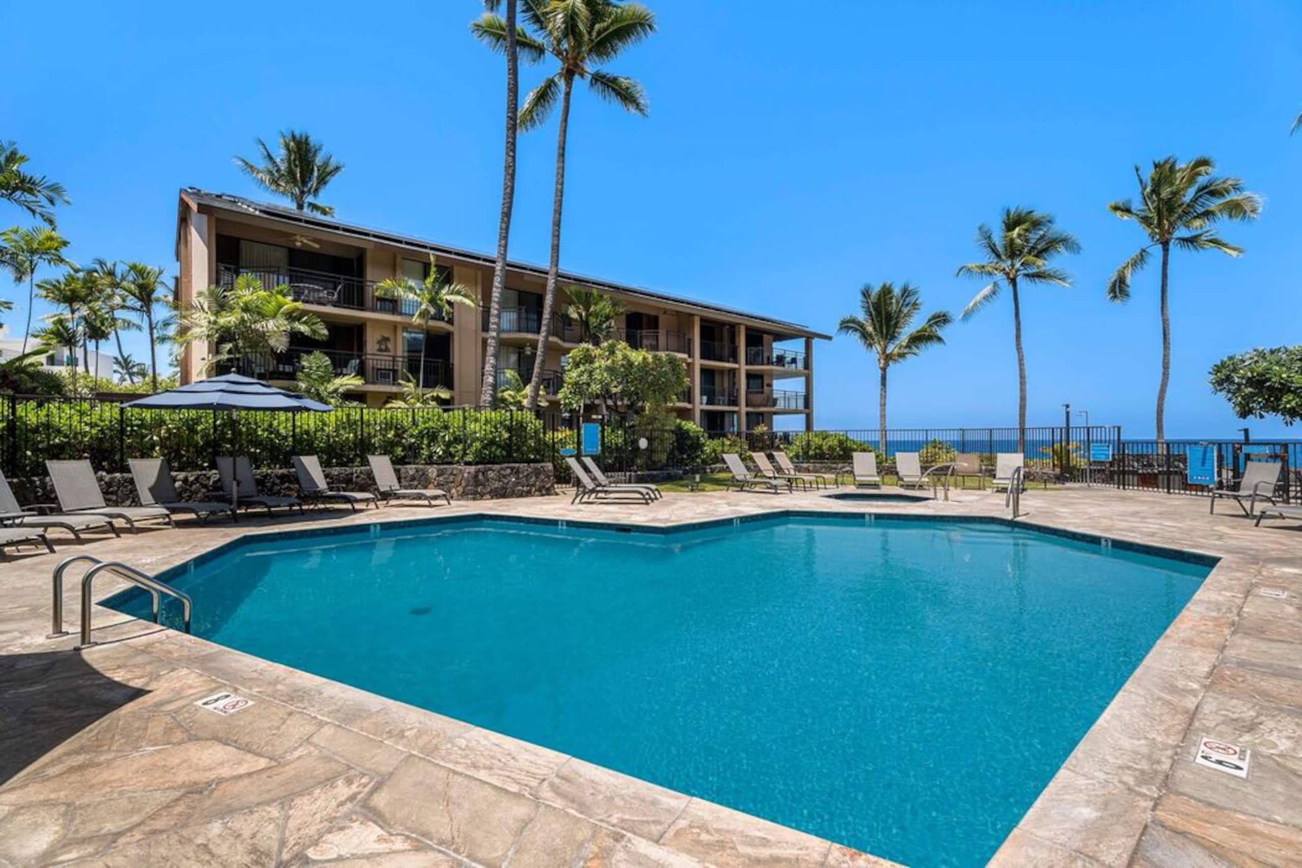 Condo in Kailua-Kona · ★4.8 · 1 bedroom · 2 beds · 1 private bath - Image 22