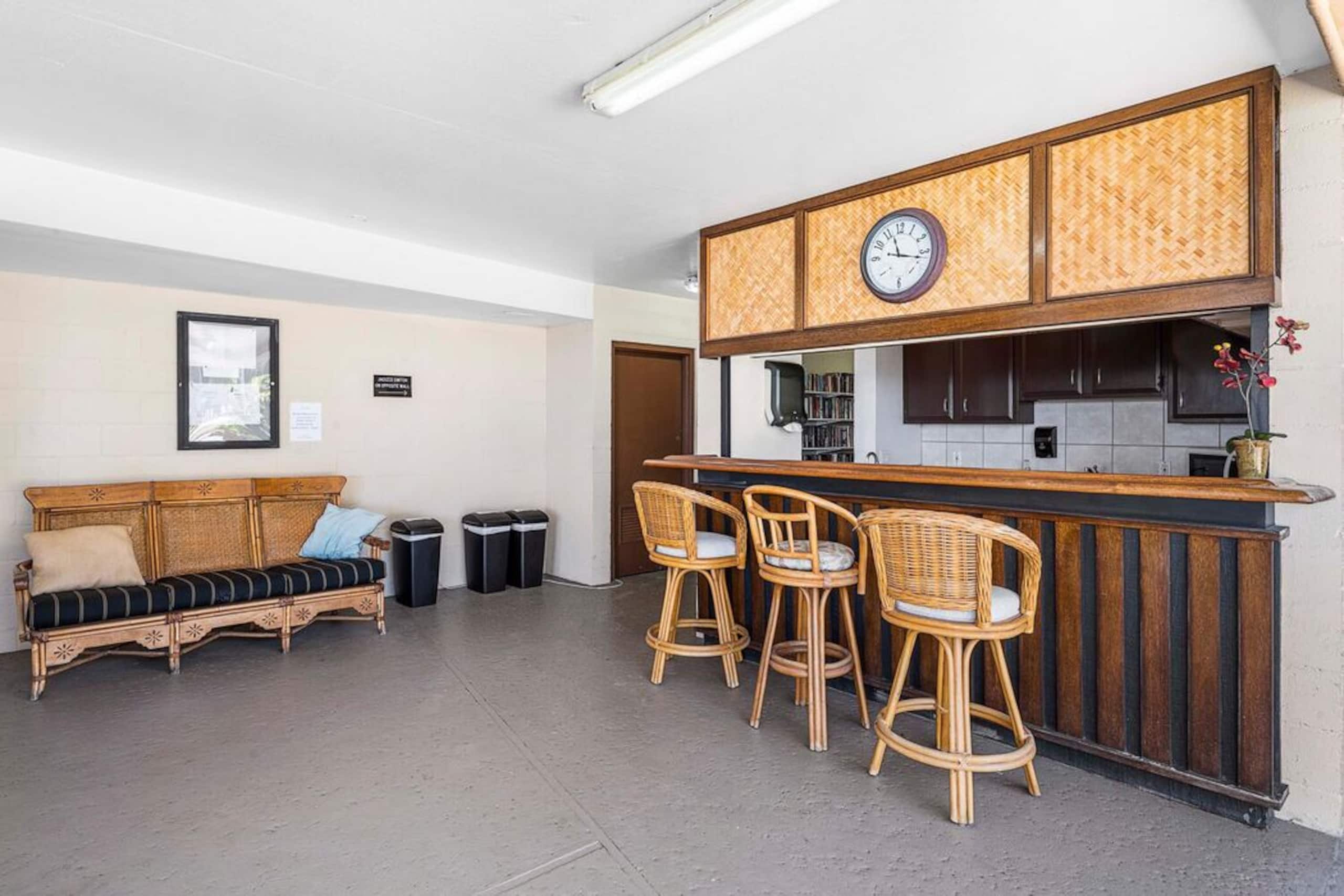 Condo in Kailua-Kona · ★4.8 · 1 bedroom · 2 beds · 1 private bath - Image 30