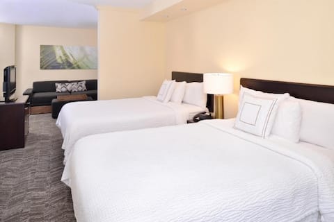 Cozy Double Beds - Breakfast Included