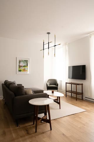 Apartment Old Montreal, Courtyard View, Suite 203