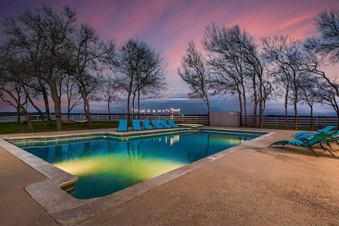 Hill Country Estate: Pool, Trails & Stargazing