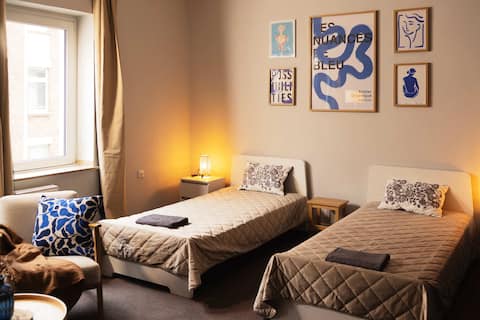 Huge apartment with Sauna and free parking