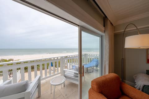 Condo On The Beach - Ocean View Balcony - Pool