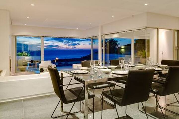 Villa Maxima – Large Pool & Stunning Sea View gallery image 2